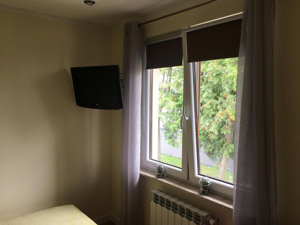 Pokoje I Domki Nad Kanalem Bystrym Augustów Exterior foto