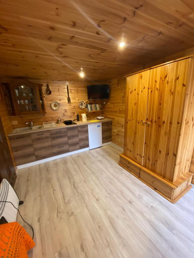 Pokoje I Domki Nad Kanalem Bystrym Augustów Exterior foto