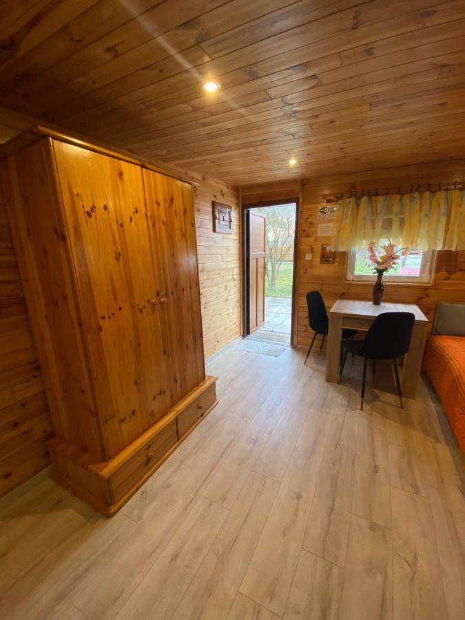 Pokoje I Domki Nad Kanalem Bystrym Augustów Exterior foto